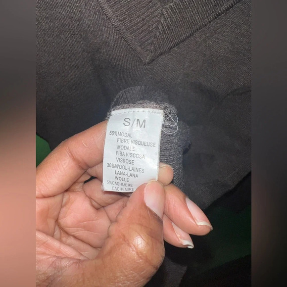 Fashion Sweater size S/M - Picture 6 of 6